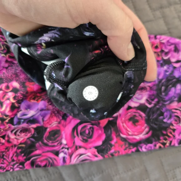 Lululemon Athletica Pink and Purple Floral Leggings - Picture 4 of 4